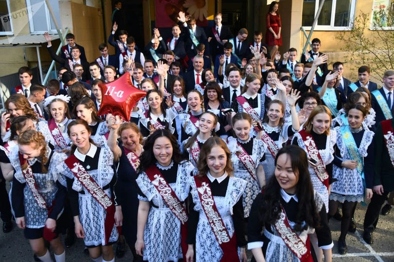 Những cung bậc cảm xúc của học sinh xứ Bạch Dương trong lễ bế giảng