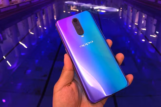 Loạt smartphone giảm giá mạnh cuối tháng 5