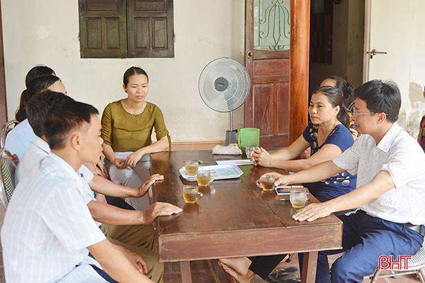 Sở LĐ-TB&XH Hà Tĩnh thăm hỏi, hỗ trợ gia đình có 2 lao động tử vong do cướp sát hại tại Angola