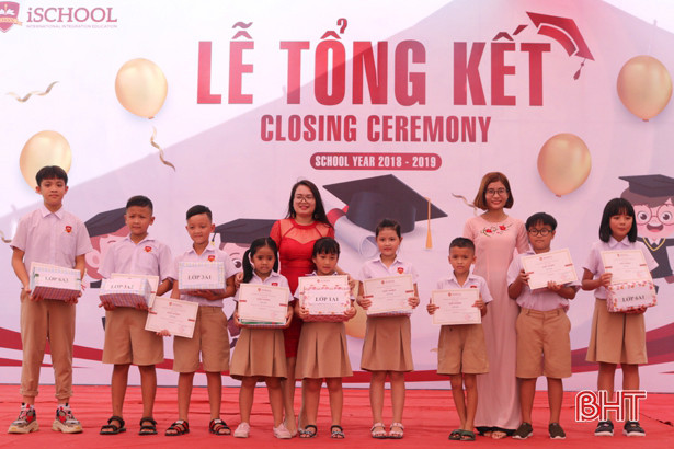 iSchool Hà Tĩnh tôn vinh học sinh giỏi năm học 2018-2019