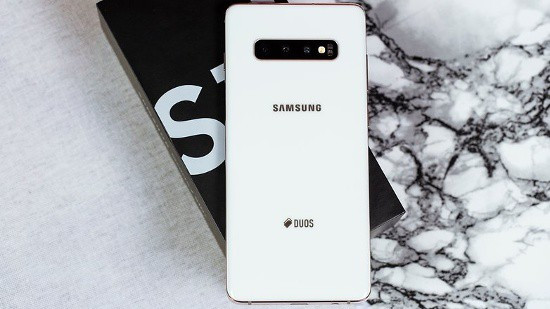 OnePlus 7 Pro vs Galaxy S10 Plus: kẻ tám lạng, người nửa cân! - Ảnh 18. OnePlus 7 Pro & Galaxy S10 Plus: “Kẻ tám lạng, người nửa cân”!