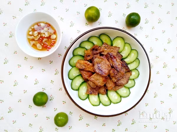 Thịt chiên đơn giản mà người lớn trẻ nhỏ ăn hết vèo