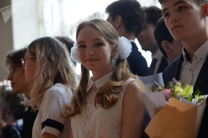 Những cung bậc cảm xúc của học sinh xứ Bạch Dương trong lễ bế giảng