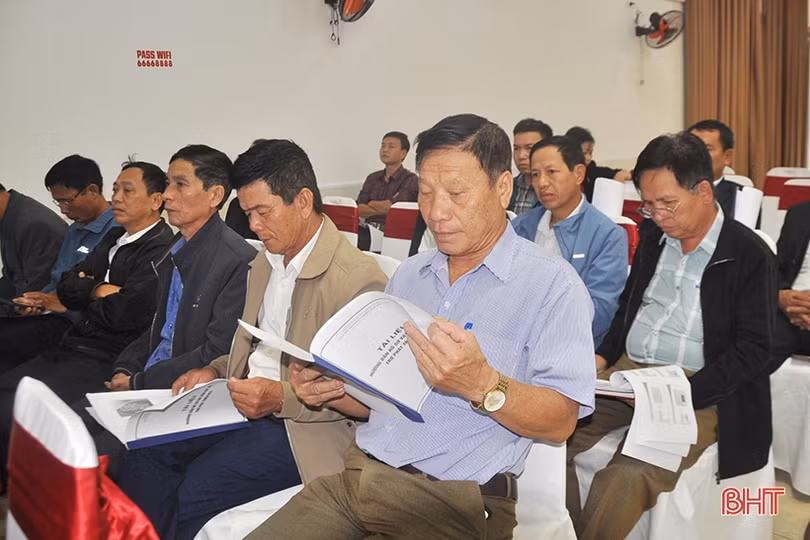 “Cầm tay chỉ việc” tiếp cận chính sách cho cán bộ 100 HTX ở Hà Tĩnh