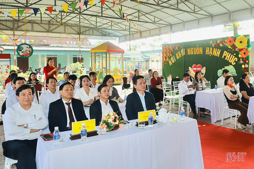 Tài trợ xây dựng trường học, làm nhà cho hộ nghèo Hà Tĩnh