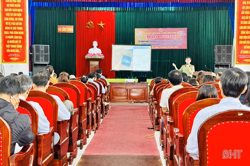 Cẩm Xuyên đẩy mạnh truyền thông và giảm nghèo về thông tin