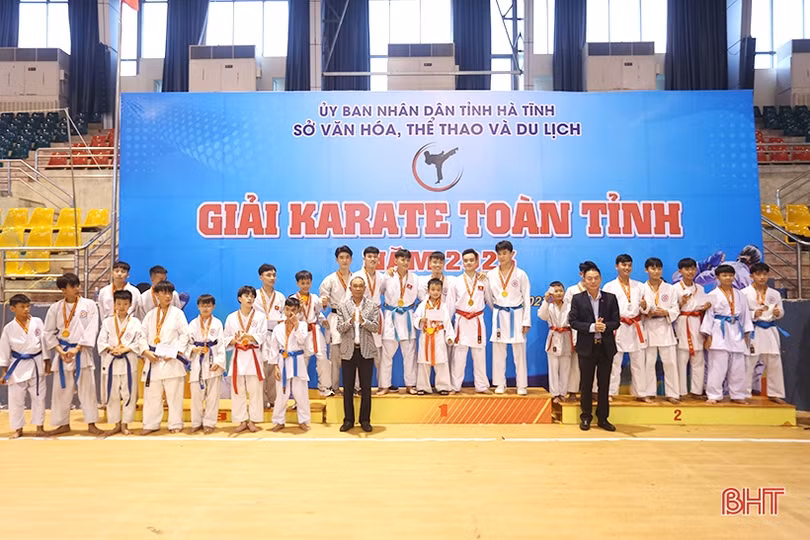 TP Hà Tĩnh nhất toàn đoàn Giải Karate toàn tỉnh