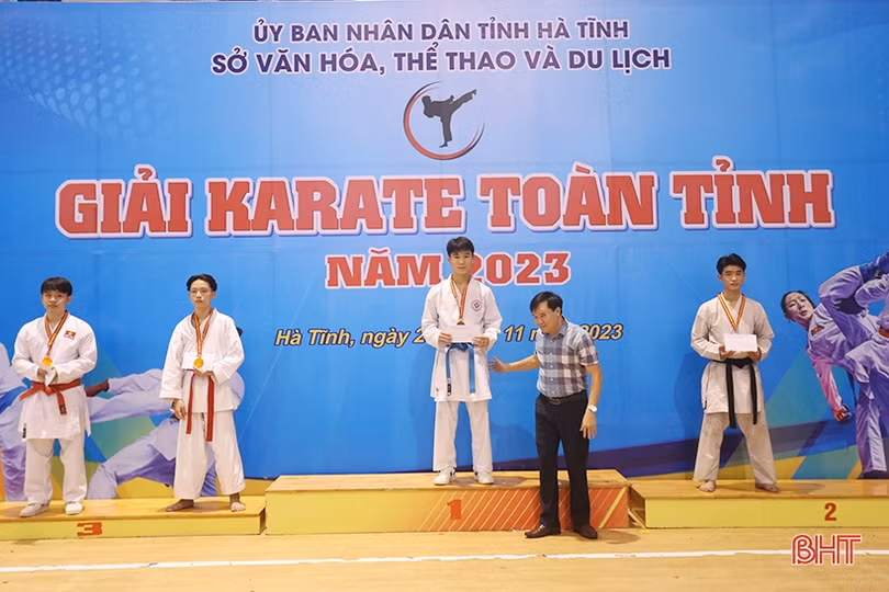 TP Hà Tĩnh nhất toàn đoàn Giải Karate toàn tỉnh