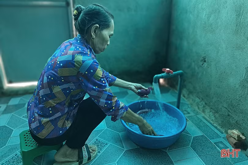 Đầu tư mạng lưới đưa nước sạch về xã ở Nghi Xuân