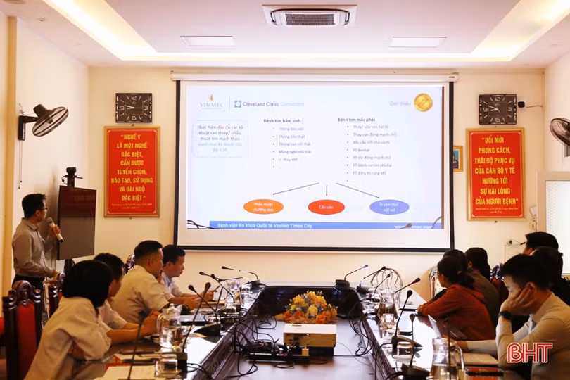 Bệnh viện Vinmec Times City khám sàng lọc bệnh tim cho người dân Hà Tĩnh