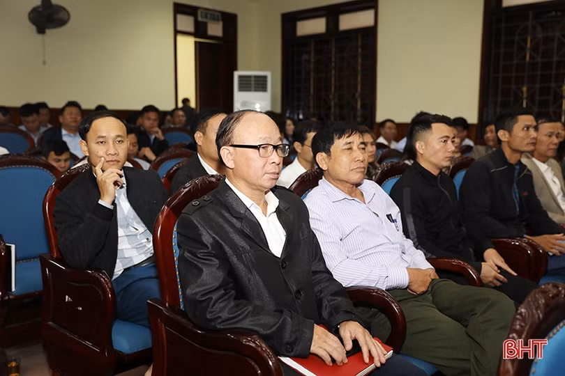 Quán triệt các chỉ thị, nghị quyết của trung ương và tỉnh cho cán bộ, đảng viên TX Kỳ Anh