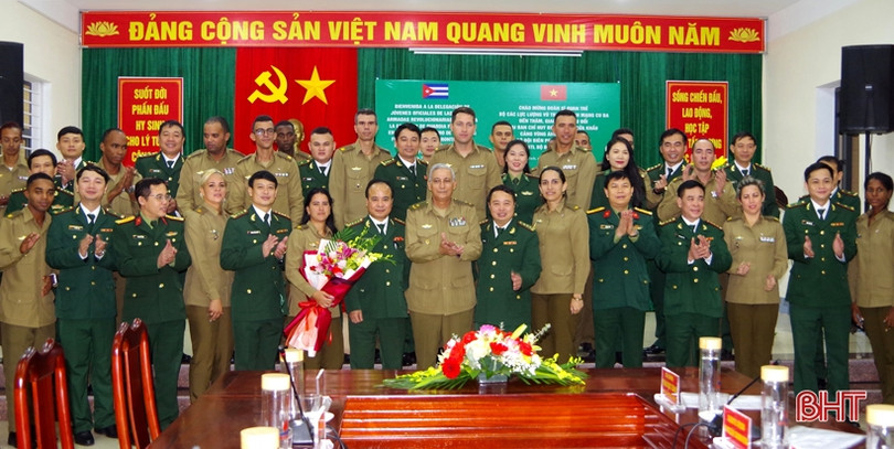 Đoàn Bộ các lực lượng vũ trang Cách mạng Cuba thăm Hà Tĩnh