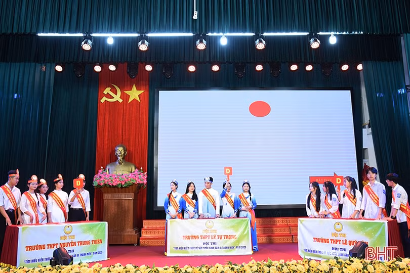 Trường THPT Nguyễn Trung Thiên nhất hội thi tìm hiểu kiến thức về sức khỏe sinh sản vị thành niên