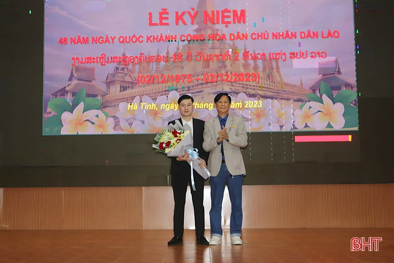 Tổ chức Quốc khánh nước CHDCND Lào cho lưu học sinh tại Hà Tĩnh