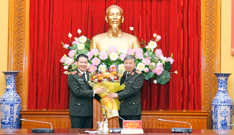 Ban Bí thư điều động Thiếu tướng Vũ Hồng Văn đến công tác tại Ủy ban Kiểm tra Trung ương