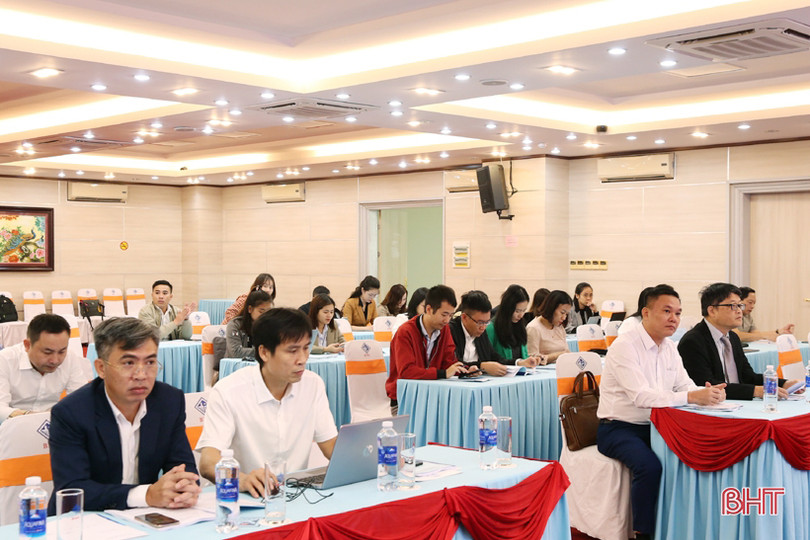 Tập huấn nâng cao năng lực cho cán bộ thông tin và truyền thông