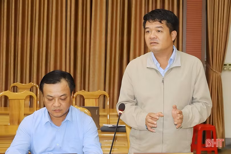 Các tổ đại biểu HĐND tỉnh thảo luận nội dung trình Kỳ họp thứ 17