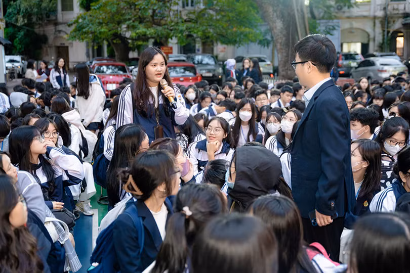 Hàng nghìn học sinh cả nước háo hức tìm hiểu cuộc thi Tiếng nói Xanh