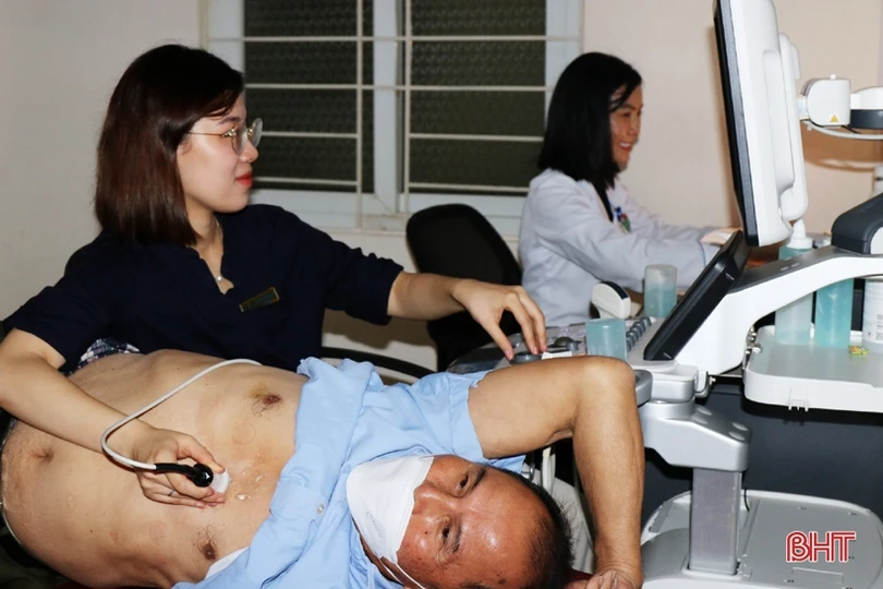 Bệnh viện Vinmec Times City khám sàng lọc bệnh tim cho người dân Hà Tĩnh