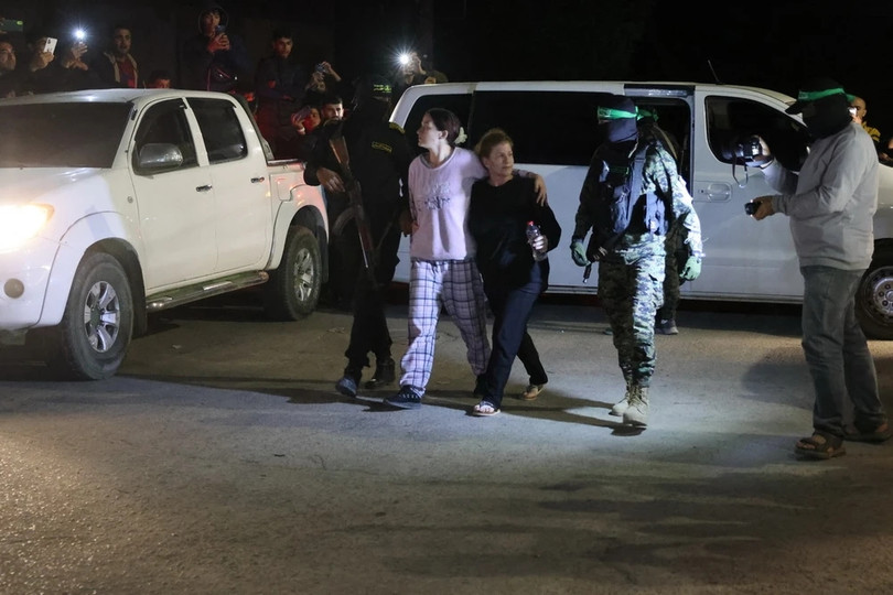 Hamas tuyên bố trao trả 10 con tin Israel ngày thứ 7 liên tiếp