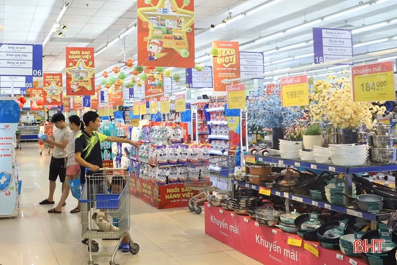 Khi chị em nghiện... mua sắm!