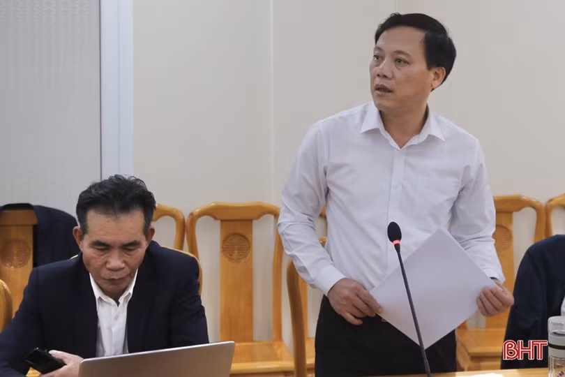 Các tổ đại biểu HĐND tỉnh thảo luận nội dung trình Kỳ họp thứ 17