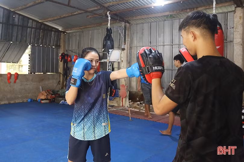 Chuyện về “bóng hồng” kickboxing Hà Tĩnh