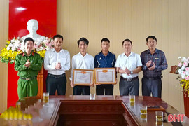Khen thưởng 3 công dân dũng cảm cứu người đuối nước 