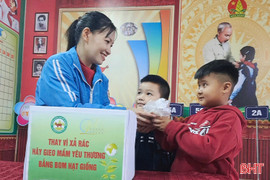 Mỗi “bom hạt giống” nhỏ, trăm ngàn mầm xanh lớn