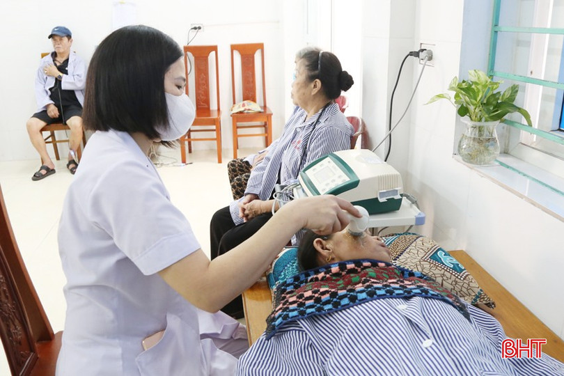 Bài toán về thuốc, vật tư, hóa chất và sinh phẩm y tế đang từng bước được giải quyết hiệu quả. img-2270a-5843-2851.jpg