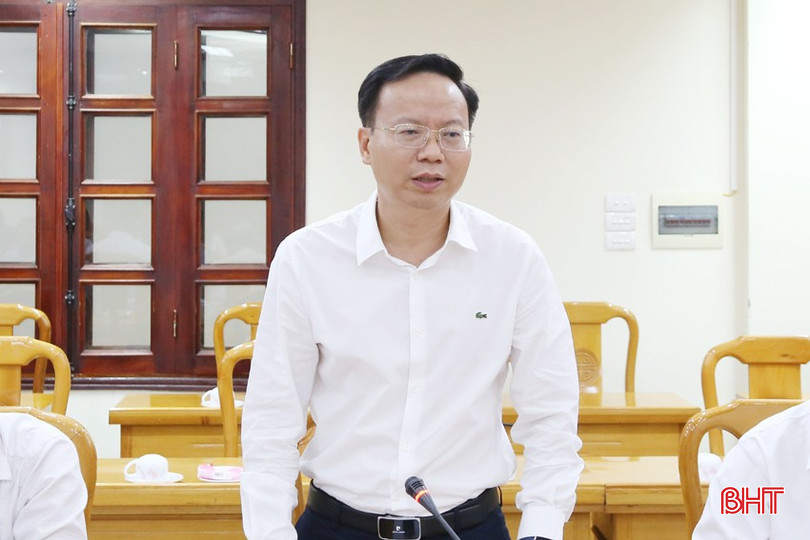 PGS.TS Mai Thanh Phong – Hiệu trưởng Trường Đại học Bách khoa – Đại học Quốc gia TP Hồ Chí Minh phát biểu tại buổi làm việc. img-1537a-8307.jpg