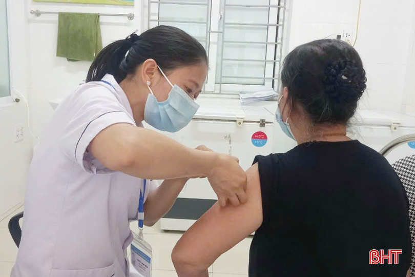 Tiêm vắc-xin là giải pháp hữu hiệu để phòng, chống một số loại bệnh truyền nhiễm. truy nhiem sxh 3A.jpg