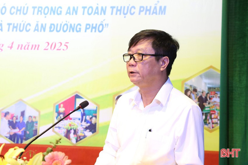 Giám đốc Sở Y tế Nguyễn Minh Đức triển khai kế hoạch Tháng hành động vì an toàn thực phẩm. bqbht_br_3a.jpg
