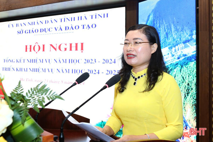 Giám đốc Sở GD&ĐT Hà Tĩnh Nguyễn Thị Nguyệt tiếp thu các kiến nghị đề xuất của các trường học, các địa phương và sự chỉ đạo của lãnh đạo UBND tỉnh. Đồng thời, triển khai một số nội dung trọng tâm của năm học 2024 - 2025 trong toàn ngành. 6A.jpg