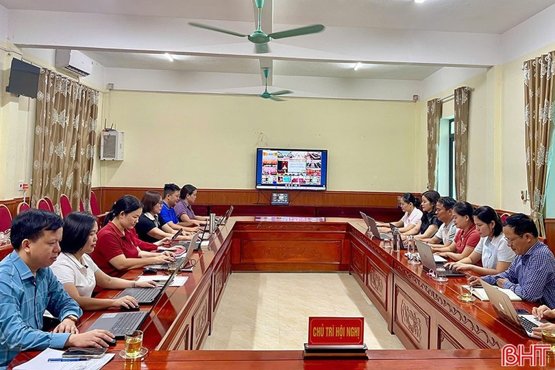 Các sở, ngành đã đẩy mạnh việc tổ chức đào tạo, tập huấn cho đội ngũ cán bộ, công chức cấp xã bằng hình thức trực tuyến và trực tiếp. image-22.jpg