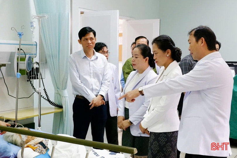 Đoàn công tác khảo sát thực tế công tác thăm khám, điều trị tại Bệnh viện tỉnh Bolikhămxay. bqbht_br_bv-lao-3a.jpg
