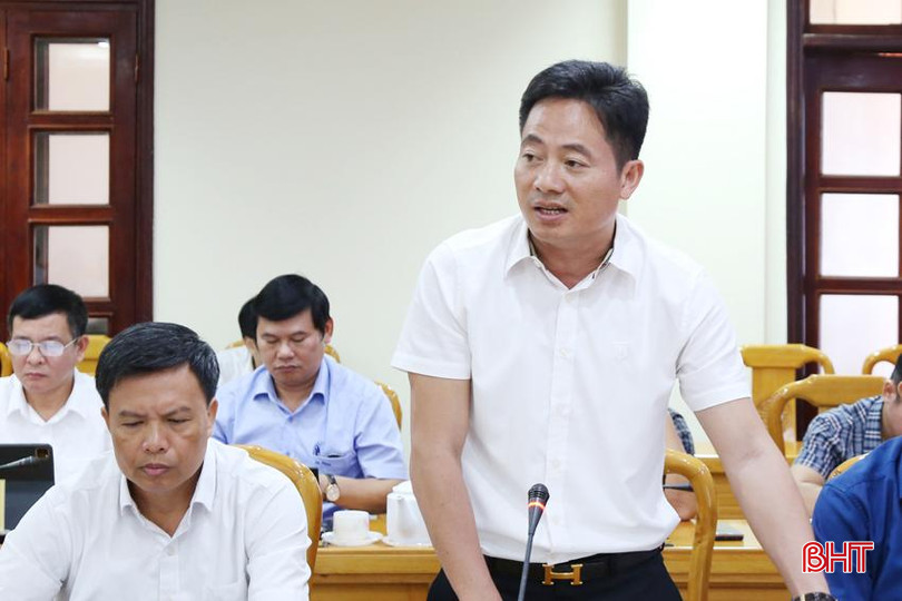 Phó Giám đốc Sở TT&TT Dương Văn Tuấn đề xuất một số nội dung liên quan đến công tác chuyển đổi số và CCHC phục vụ doanh nghiệp. 2A.jpg
