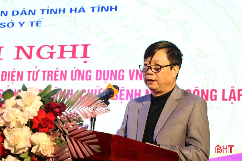 Giám đốc Sở Y tế Nguyễn Minh Đức khai mạc hội nghị. bqbht_br_1a-9245.jpg