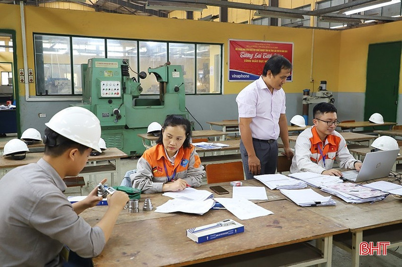 Hà Tĩnh đề xuất phương án cụ thể cho việc sắp xếp tổ chức bộ máy trên lĩnh vực giáo dục nghề nghiệp. image-18.jpg