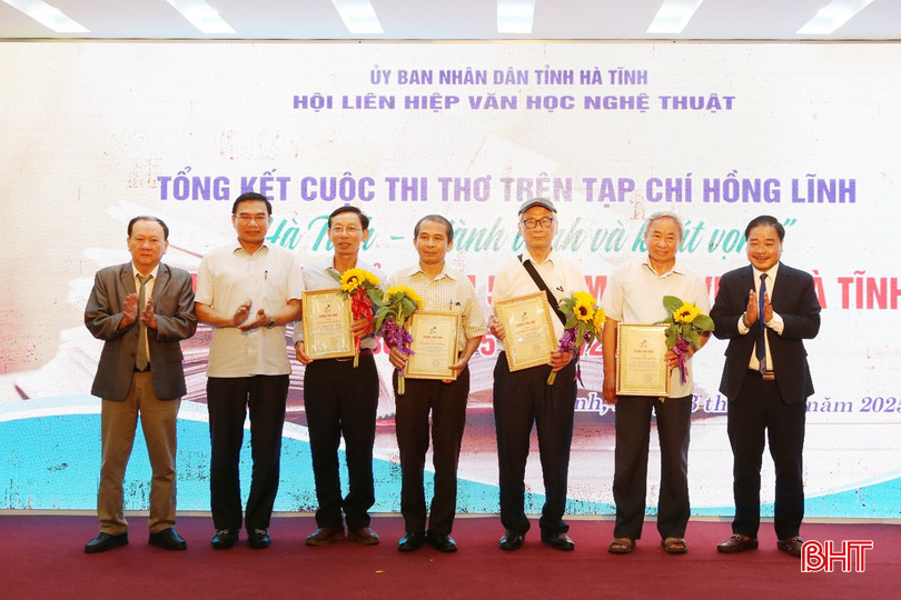 ... và giải khuyến khích cho các tác giả. bqbht_br_4a.jpg