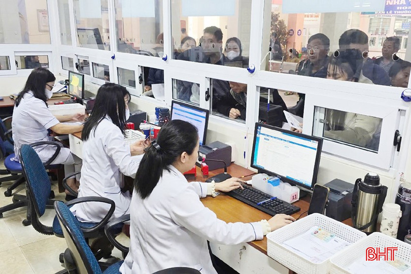 Bệnh viện bố trí đầy đủ nhân lực để tiếp nhận, xử lý hồ sơ thủ tục cho người bệnh. bqbht_br_sau-tet-11a.jpg