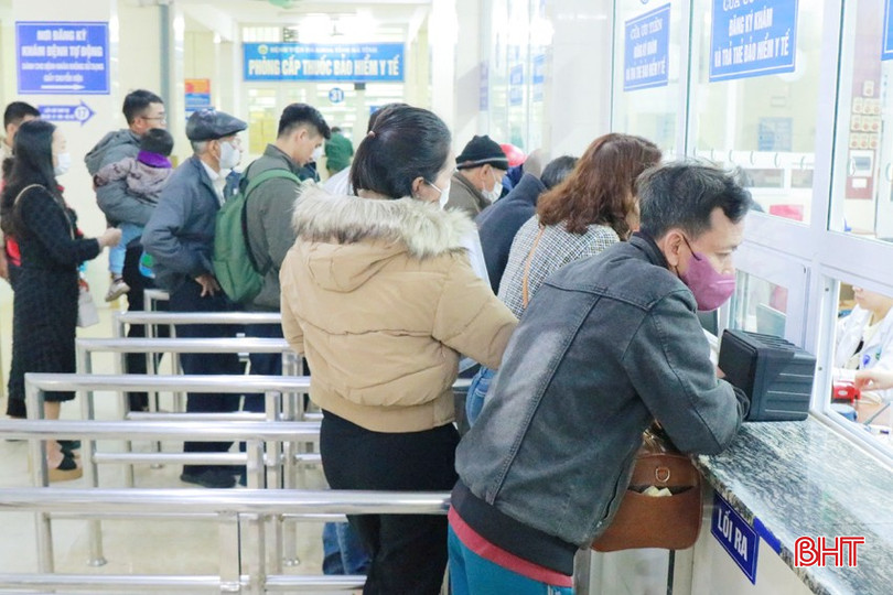 Người bệnh đến thăm khám sau những ngày nghỉ tết. bqbht_br_sau-tet-8a.jpg