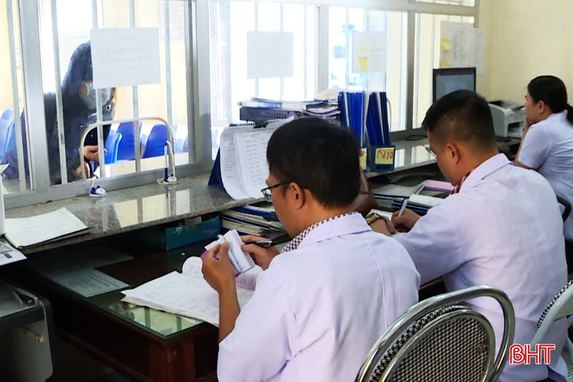 Bệnh nhân HIV đến Trung tâm Kiểm soát bệnh tật Hà Tĩnh thăm khám. bqbht_br_anh-hiv-2a.jpg
