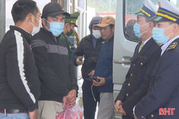 Chủ động không để bệnh bại liệt "vượt biên"!