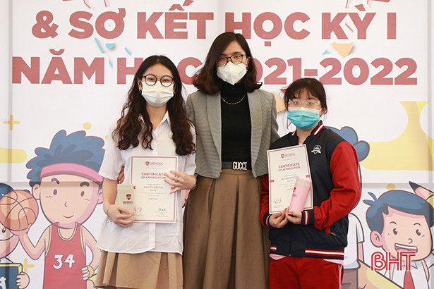 Học sinh iSchool Hà Tĩnh hào hứng tham gia chương trình “Thợ săn điểm tốt”