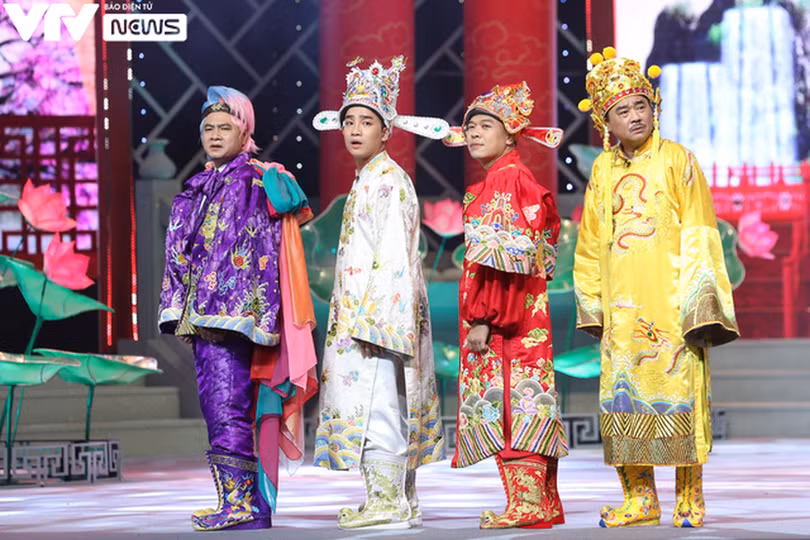 Những hình ảnh cực “hot” trên sân khấu của Táo quân 2022