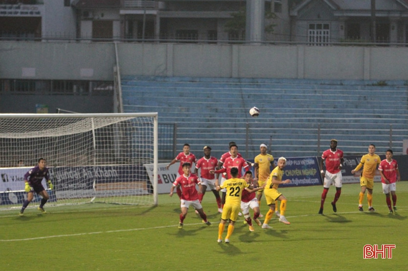 Trận thứ 2 Cúp Hoa Lư: Hồng Lĩnh Hà Tĩnh thua sát nút FC Hải Phòng với tỷ số 0-1