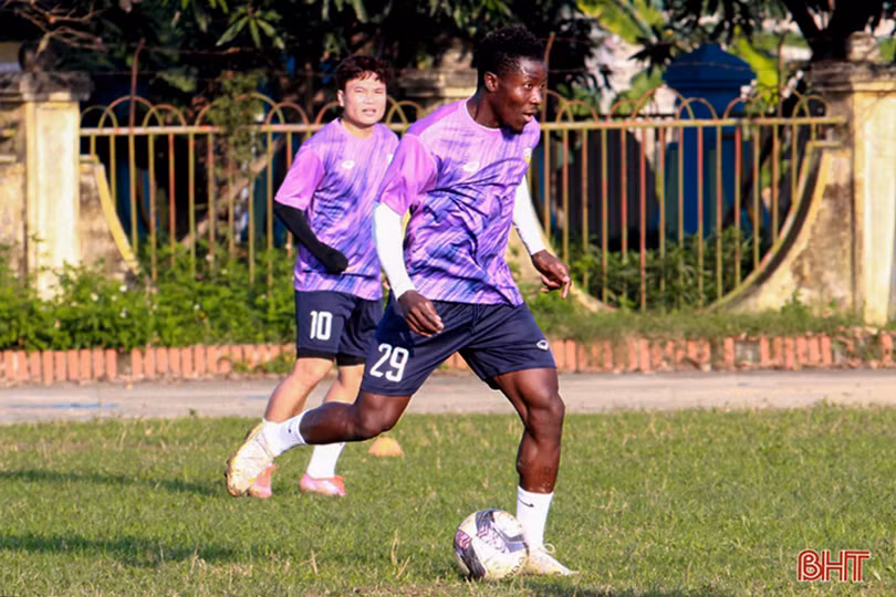 Hồng Lĩnh Hà Tĩnh tự tin bước vào V.League 2022