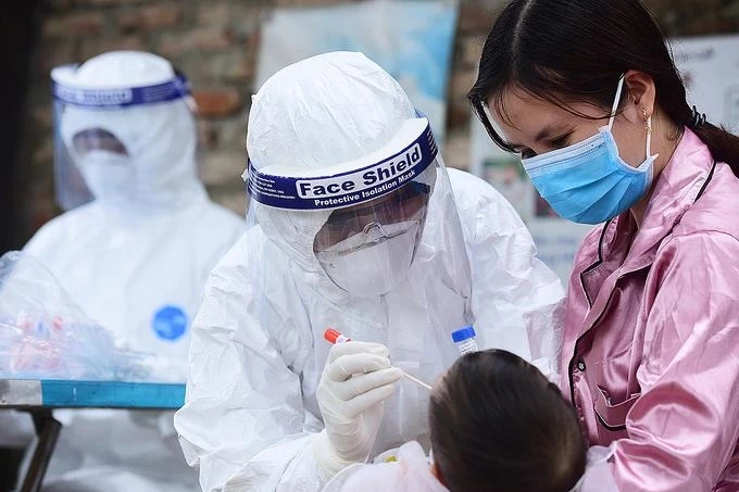 Ngày 16/1: Cả nước có 15.684 người mắc COVID-19, Hà Nội gần 3.000 ca 