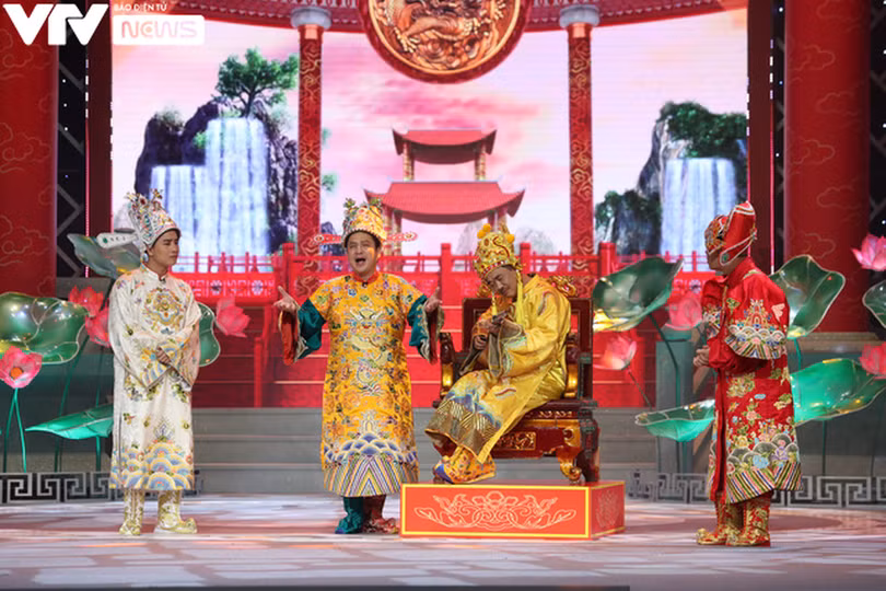 Những hình ảnh cực “hot” trên sân khấu của Táo quân 2022